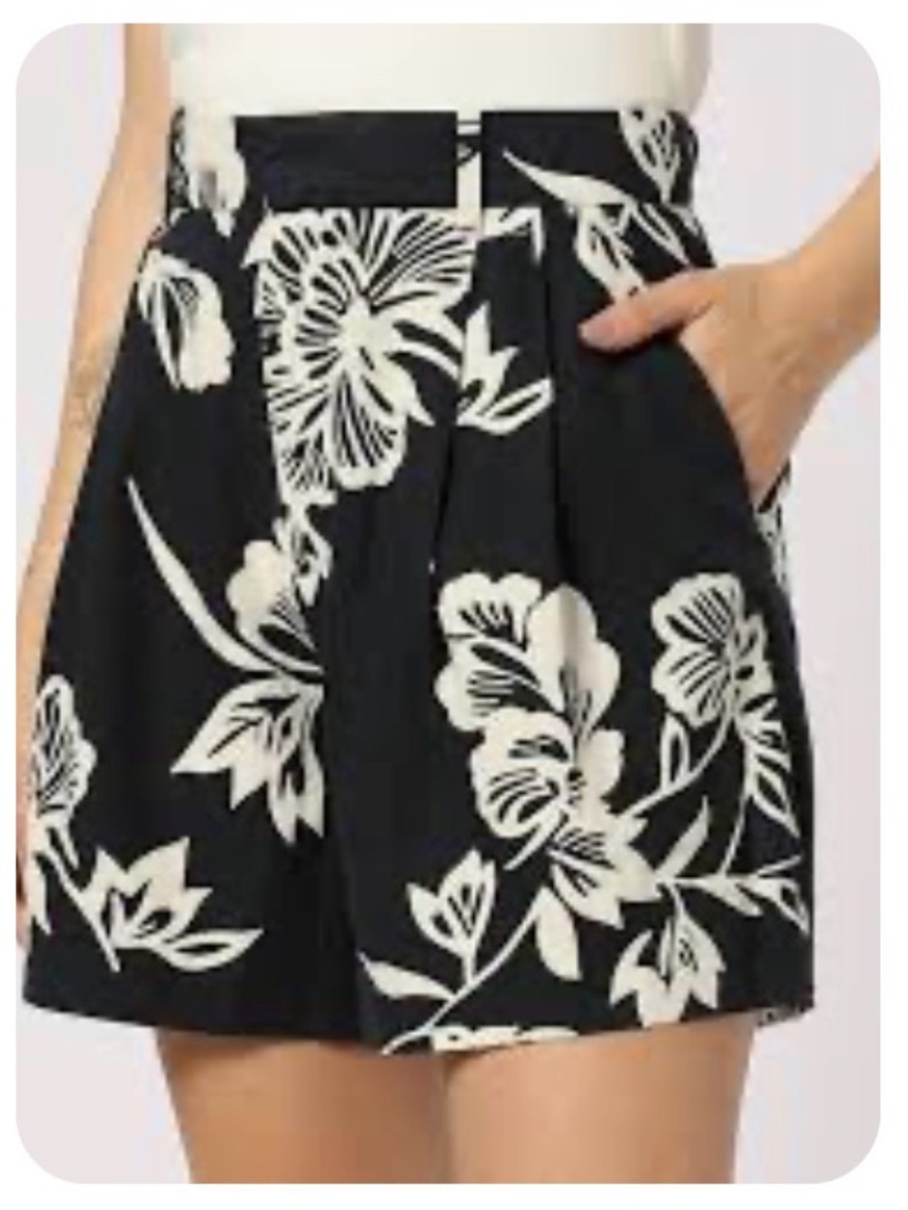 GAP 365 High Rise Linen-Blend Floral Trouser Shorts Size L Tall Black/Cream